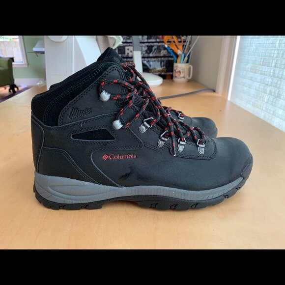 Columbia Newton Ridge Hiking Boots - Picture 5 of 7